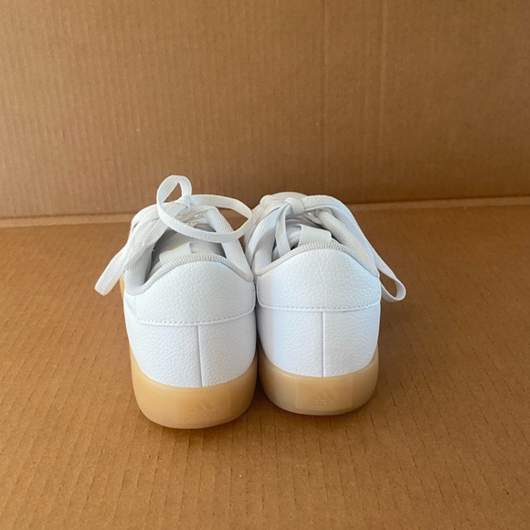 adidas Women's VL Court 3.0 Sneaker | US 8.5 - Picture 4 of 8